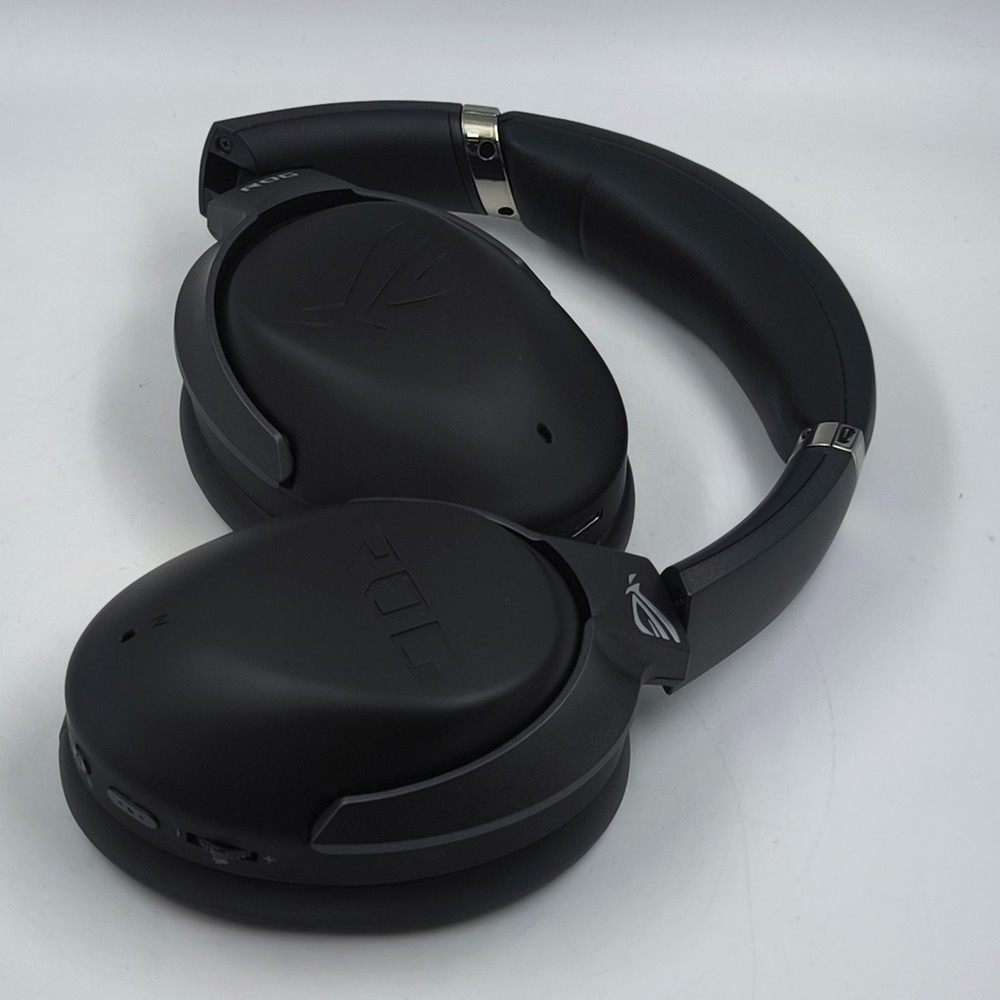 Asus Rog Strix Go BT Wireless Headset Used Working Microphone Won’t Turn Off