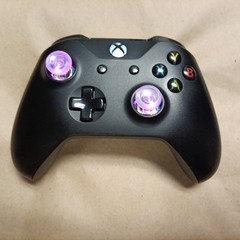 Xbox One Wireless Controller 1708 (Black With Pink LED Backlit Sticks)…