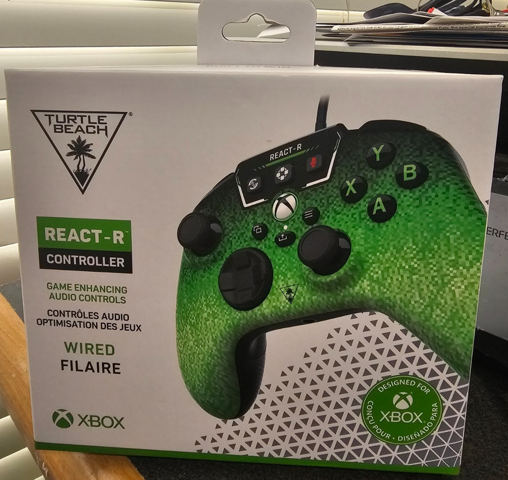 Turtle Beach REACT-R Controller Pixel Green for Xbox X S, One and Windows 10/11