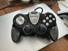 Saitek P880 Dual Analog (J61) Gamepad