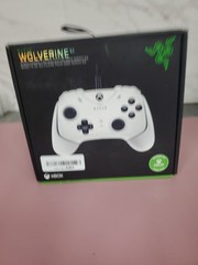 Razer Wolverine V2 Wired Controller Xbox Series X/S PC White open box