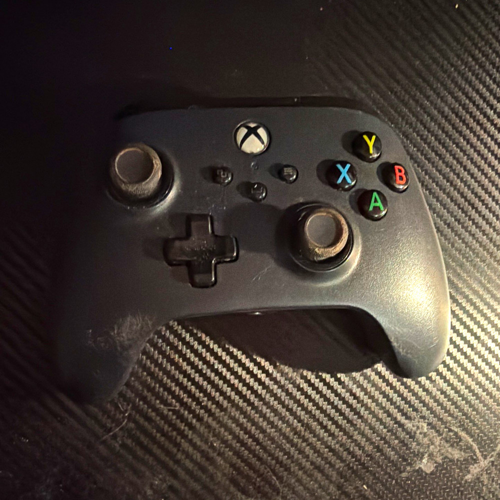 Microsoft Xbox One Black Wired controller