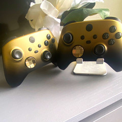 Microsoft Lot 2 Xbox Wireless Controllers USB-C Gold/Black Xbox series X|S