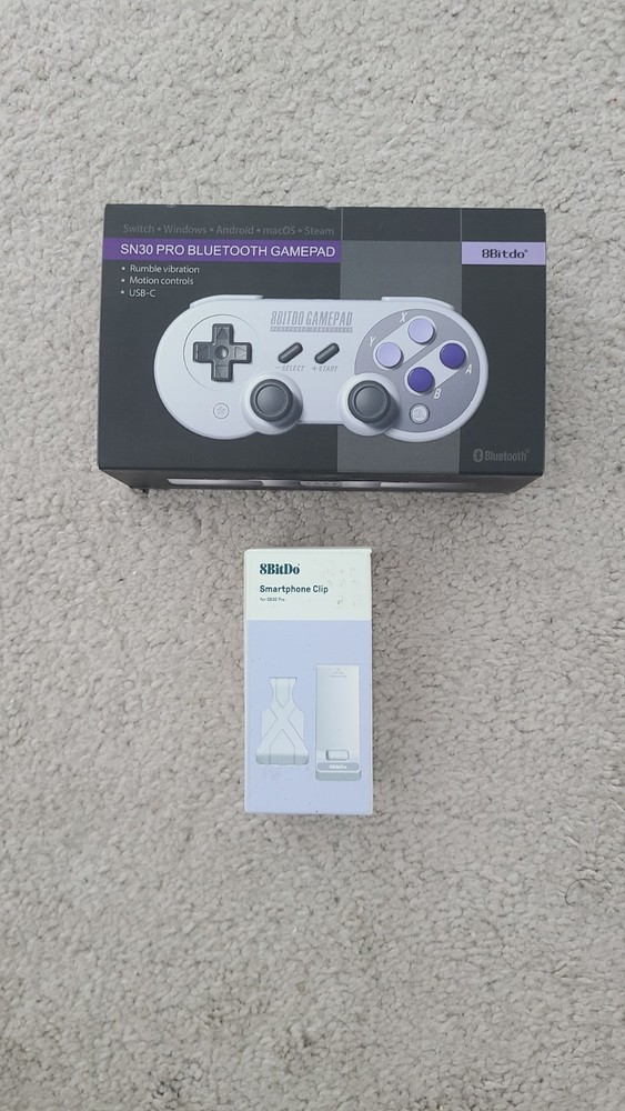8Bitdo SN30 Pro Bluetooth Controller SNES color (Discontinued) + Smartphone Clip