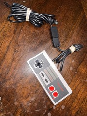Nintendo NES Authentic Original OEM Controller UNTESTED!