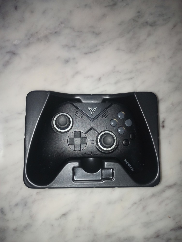 FLYDIGI Vader 4 Pro Controller – Hall Joysticks & Micro 2-in-1 Triggers 1000Hz