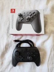 Nintendo Switch Wireless Controller – Black (HACAFSSKA) w/ Charging Cable Tested