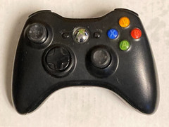 Microsoft Xbox 360 Wireless Controller- Black W/ Nyko Rechargeable Battery Pack