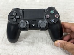 Sony PS4 DualShock 4 Wireless Controller Black CUH-ZCT2E + USB Cable