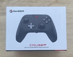 GAMESIR Cyclone Pro Multiplatform Wireless Gamepad Game Controller Black