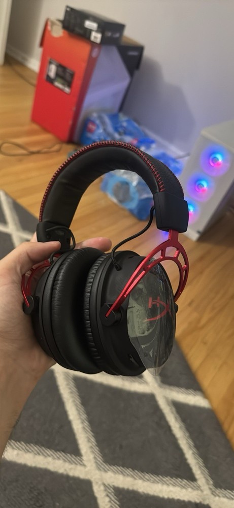 HyperX Cloud Alpha Wireless – Open Box – No USB Dongle