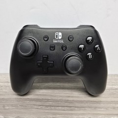 PowerA 1511370-01 Matte Black Ergonomic Wired Controller for Nintendo Switch