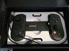 Black Backbone One Controller BB-01 for iPhone Lightning Connection