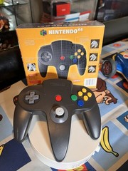 Nintendo N64 Black Wired Controller Analog Stick NUS-005 with Original Box