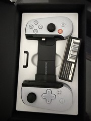 Backbone One Ergonomic Mobile Controller for iOS Lightning White Black