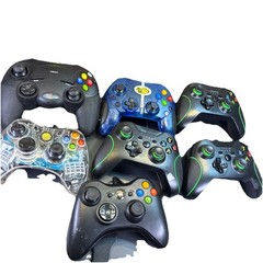 Lot of (7) Broken Microsoft Xbox Wireless Controllers Model 1914 AS-IS FOR PARTS