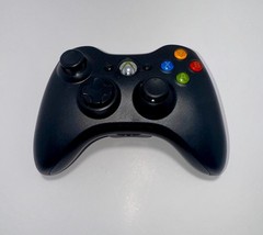 Microsoft Xbox 360 Wireless Controller – Glossy Black (2)