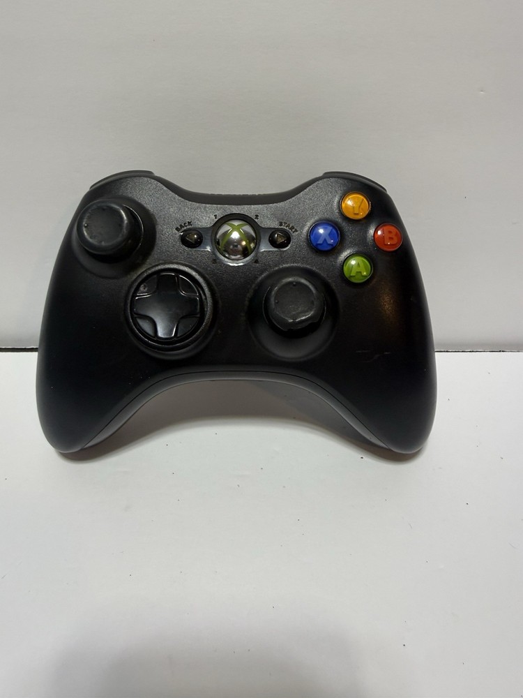 Microsoft Xbox 360 Wireless Controller – Glossy Black