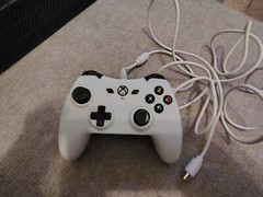 Xbox One Amazon Basics Controller S