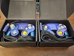 2x GameCube Controller DOL-003 – eXtremeRate Chameleon Purple Shell – 10ft Cable
