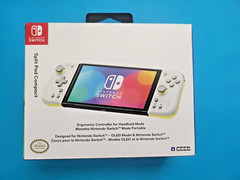 NEW – Hori – Split Pad Compact – Switch – Gray & Yellow Joy-con Replacement