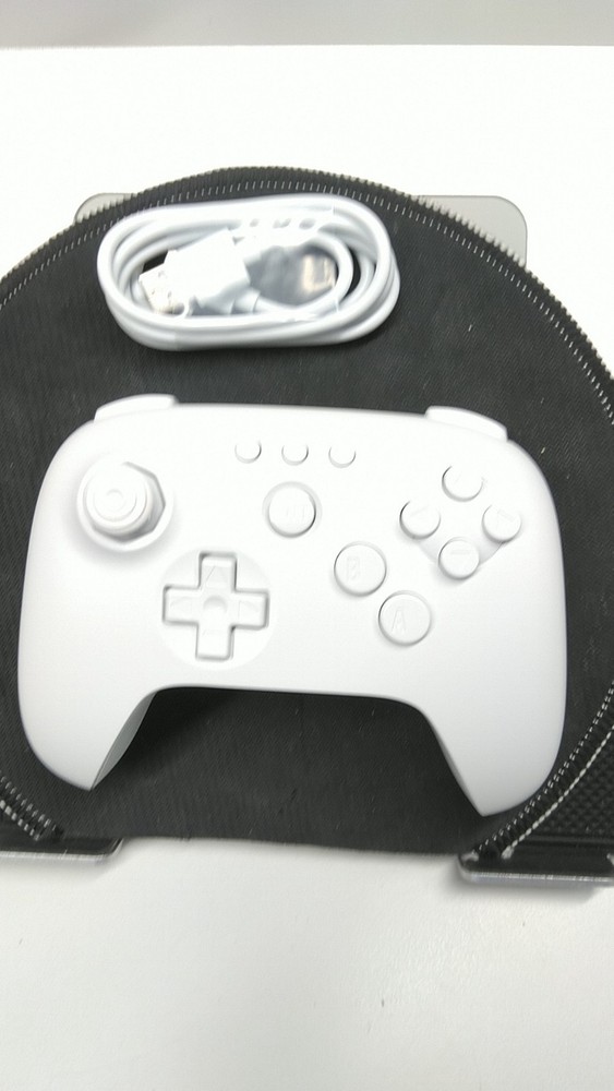 8Bitdo 64 Wireless Bluetooth Controller White Ergonomic For Nintendo Switch & PC