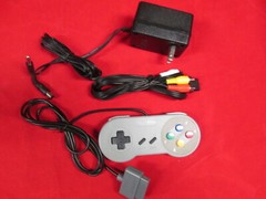 SNES Bundle 2 Controllers AC Adapter Power Cord And AV Cable Super 0472