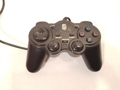 Psyclone Essentials PS2 Controller Used *NOT TESTED* Sold AS-IS