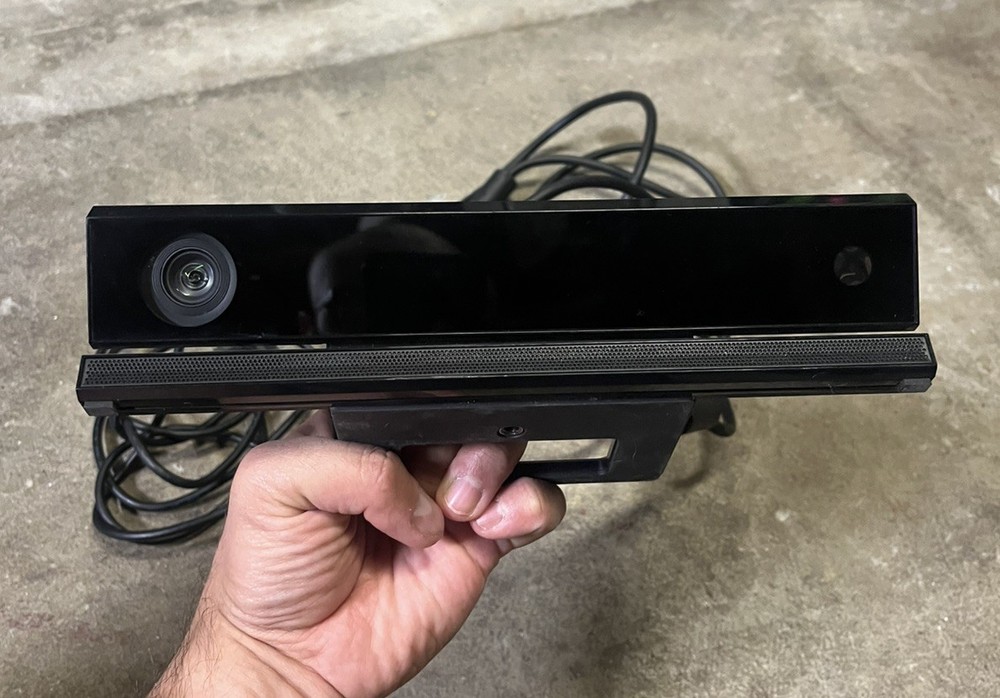 Microsoft bundle Xbox One kinect Sensor Bar Model:1520 & Kinect Adapter Mo:1637