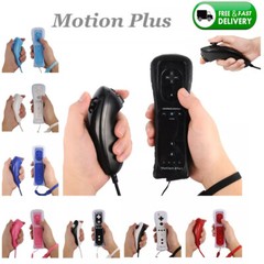 Built in Motion Plus Remote Controller & Nunchuck For Nintendo Wii Wii U + Strap