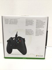 Microsoft Wireless Xbox Controller with Cable 4N6-00001 Black 1708 Mint In Box