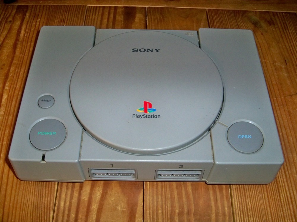 Sony Playstation 1 — PS1 Console ONLY — SCPH-7501 Gray — No Wires