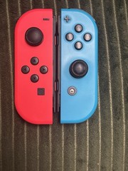 Nintendo Joy-Con Controller – Neon Blue/Neon Red (HACAJAEAA)