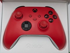 Microsoft Wireless Controller for Xbox Series X/S – Pulse Red