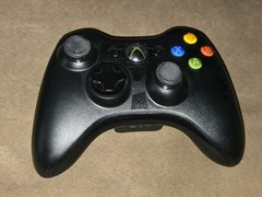 Microsoft Xbox 360 Wireless Controller – Glossy Black NEVER USED one scuff L@@K