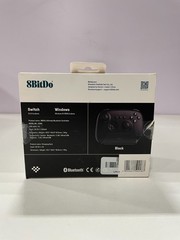 8Bitdo Ultimate Bluetooth Controller with Charging Dock