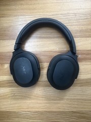 Razer Barracuda X 2.4GHz Wireless Bluetooth Gaming Headset Working Well