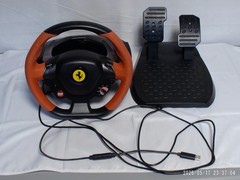 ‘Pre-Own’ Untested Thrustmaster Ferrari 458 Spider Wheel & Pedal Set XBOX